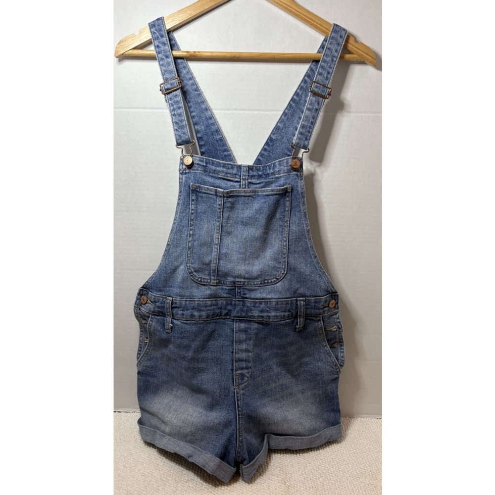 Old Navy Women’s Denim Overalls Shorts Medium Stretch Blue Jean Bib Cuffed